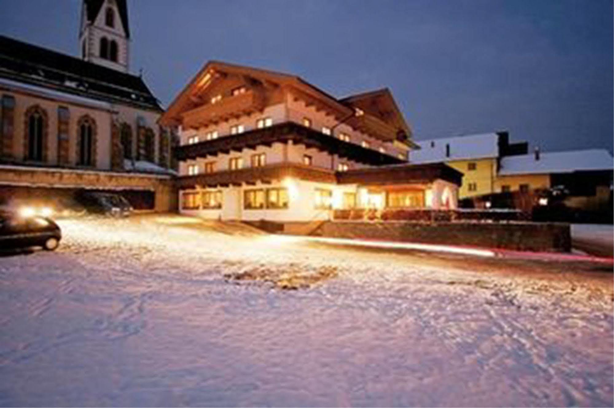 Hotel Neuwirt Миминг Экстерьер фото